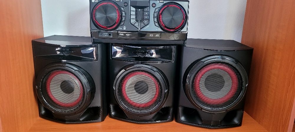 LG x boom 720 w rms