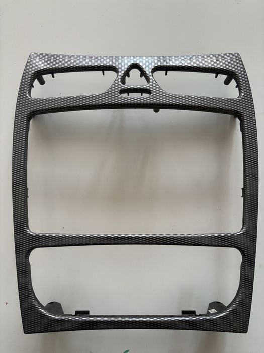 Лайсна Mercedes CLK W209