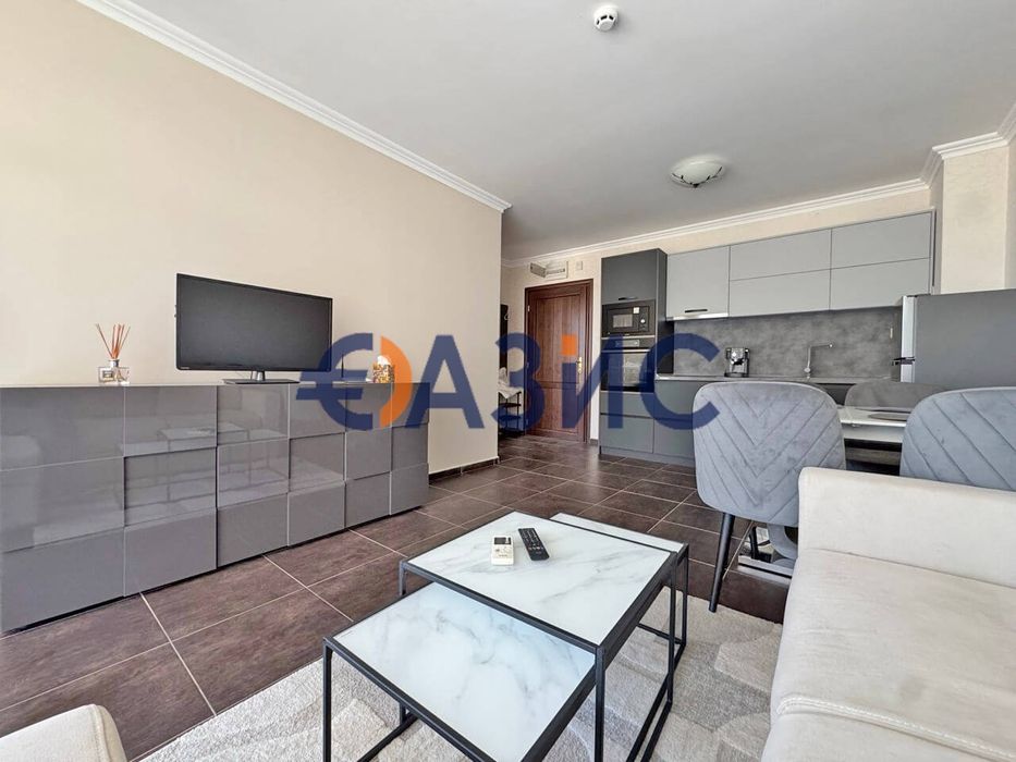 Продава се Двустаен апартамент в Свети Влас - 67 кв.м за 1409 €/кв.м - Снимка #11