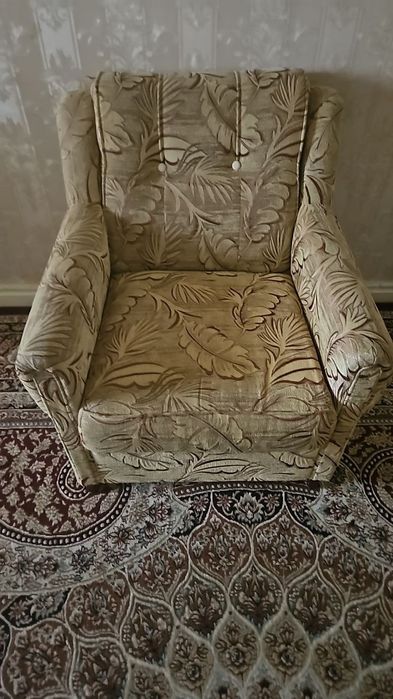 диван и 2 кресла