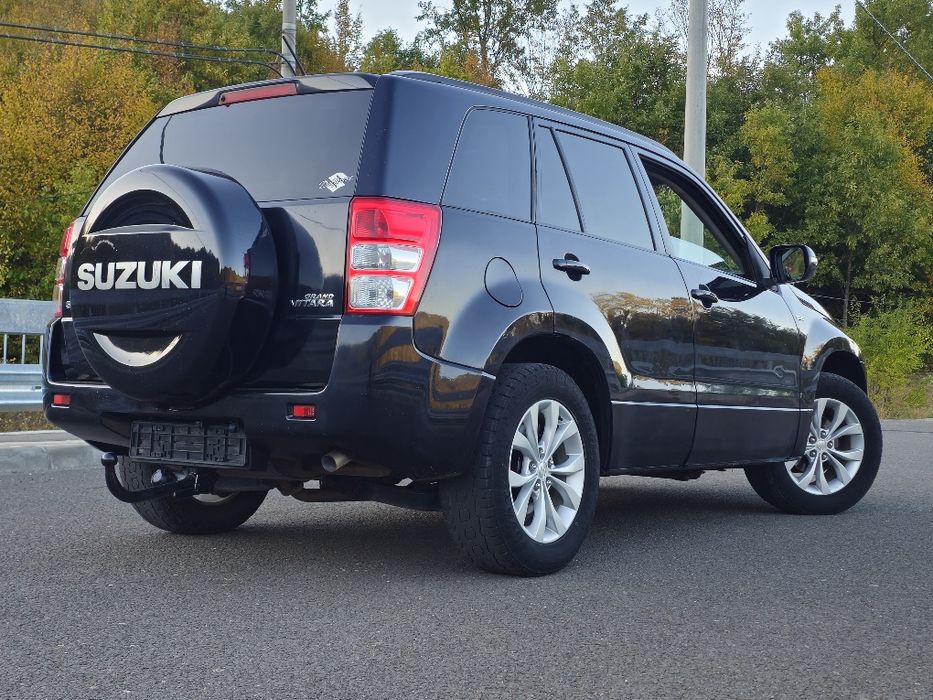 Suzuki Grand Vitara:2013 " 4x4"  Euro 5