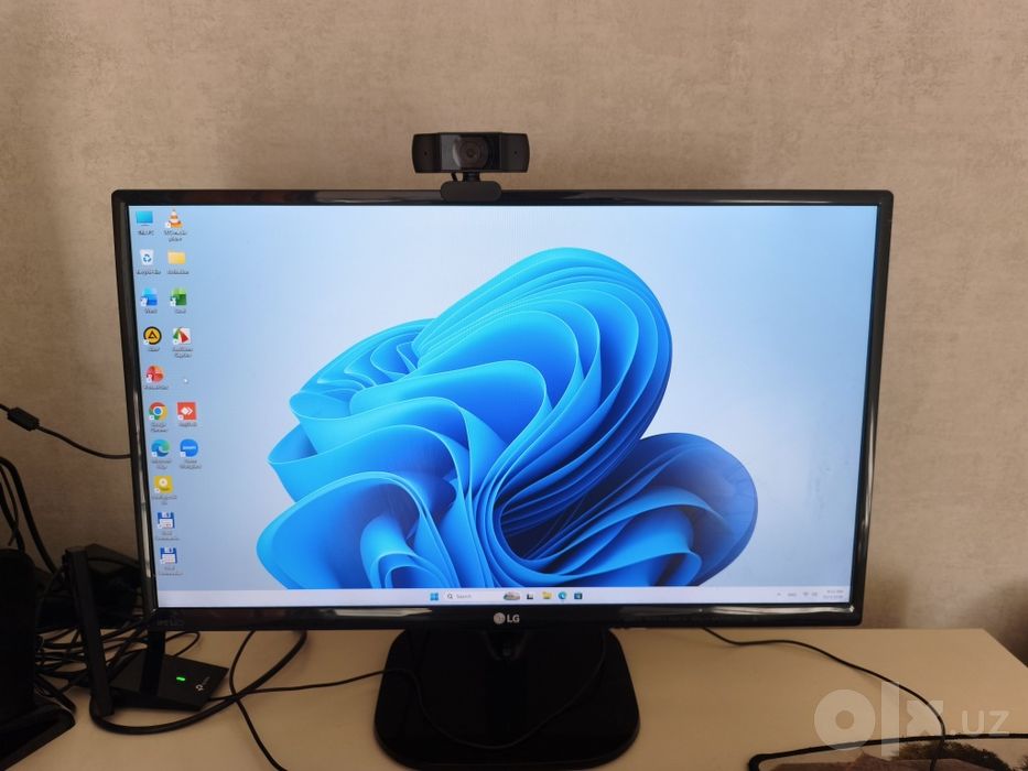 Монитор 24 б/у LG IPS LED