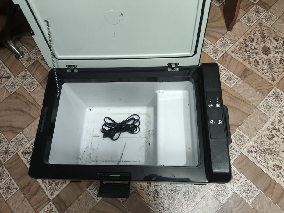 Продам авто холодильник