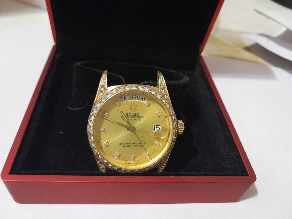 Часы золотые "Rolex ".