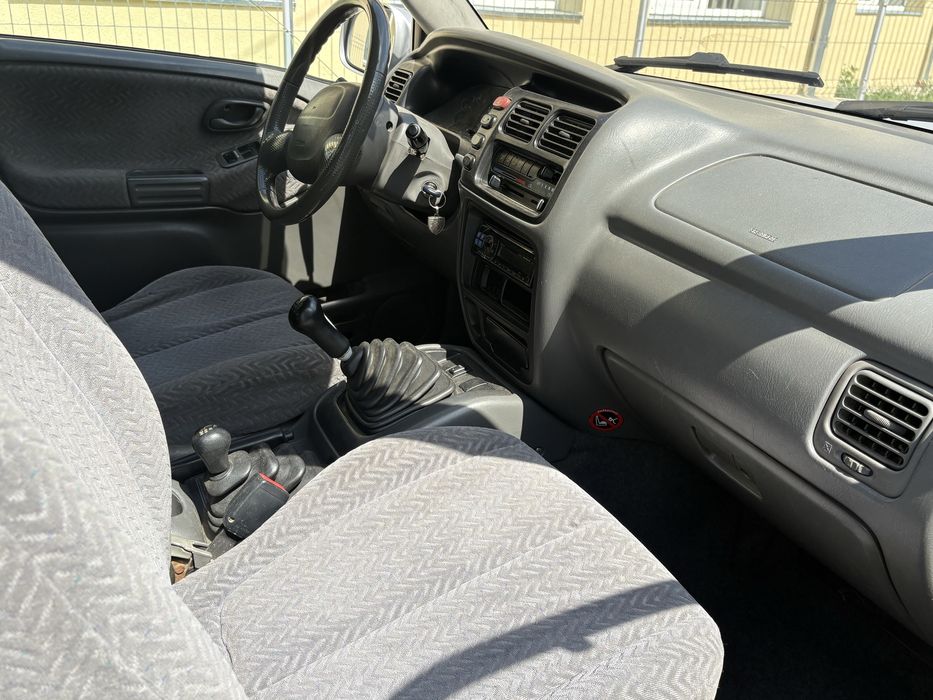 SUZUKI Grand Vitara 2002 — imagine 5