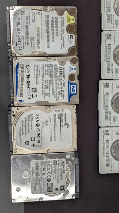HDD-uri 1TB 2.5" HDD 500GB 2.5" și 3.5"