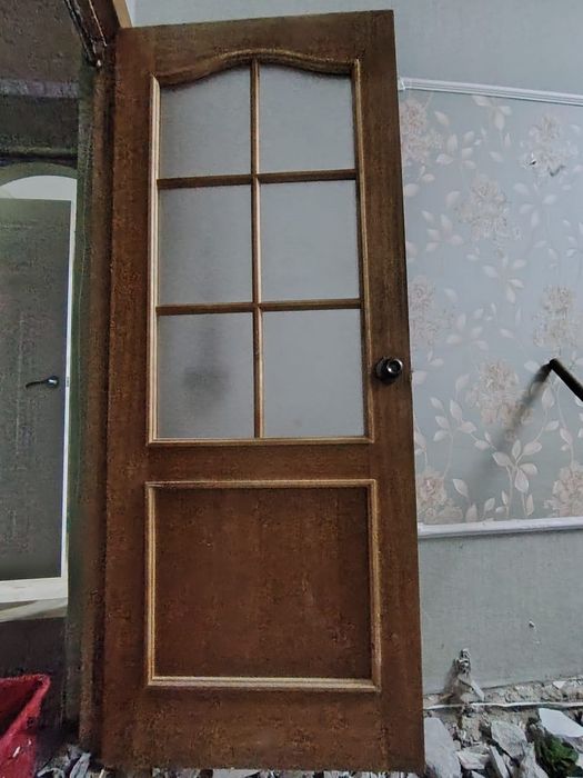 Продам б. у дверь