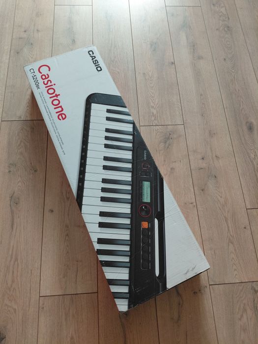 Синтезатор  новый