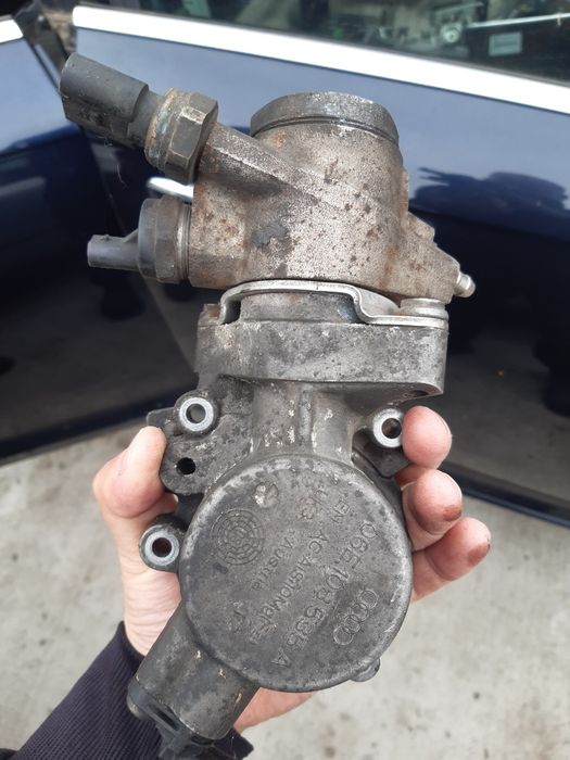 Pompa înalta presiune audi 3.0 tfsi Euro 5 06E103535A