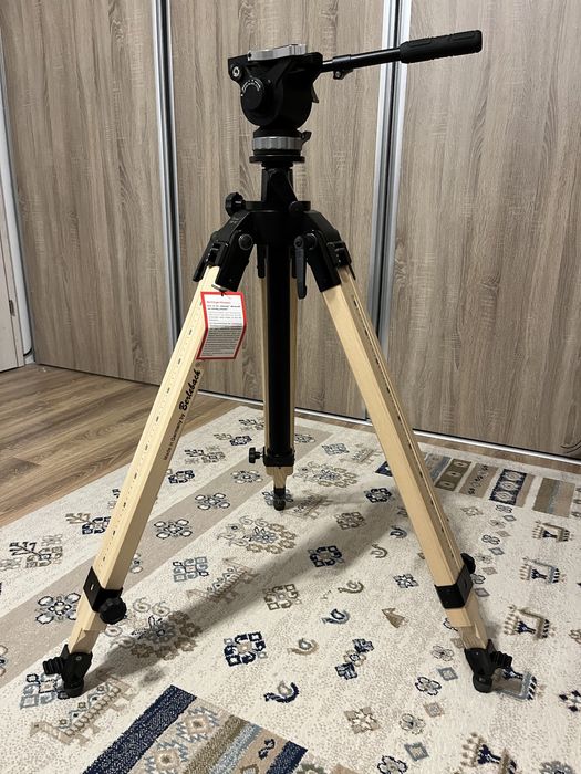 Trepied Berlebach Uni 19C ca NOU cu coloana (garantie sept 2027 astromagazin.ro)