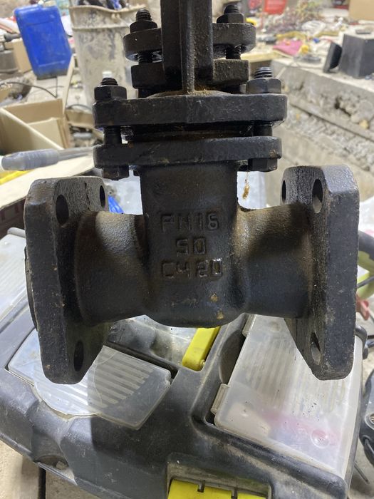 Задвишка продам задвишку