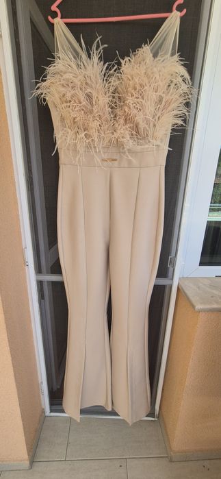 Продавам гащеризон Junona