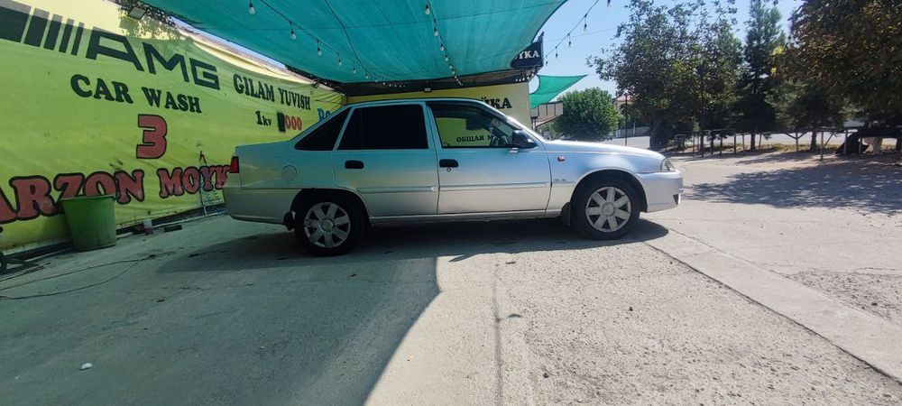 Nexia 2 сотилади