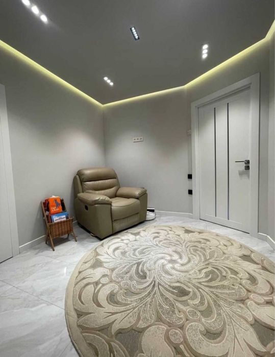 Алайский ц2 ц1 2-комнатная квартира с ремонтом срочно продается!