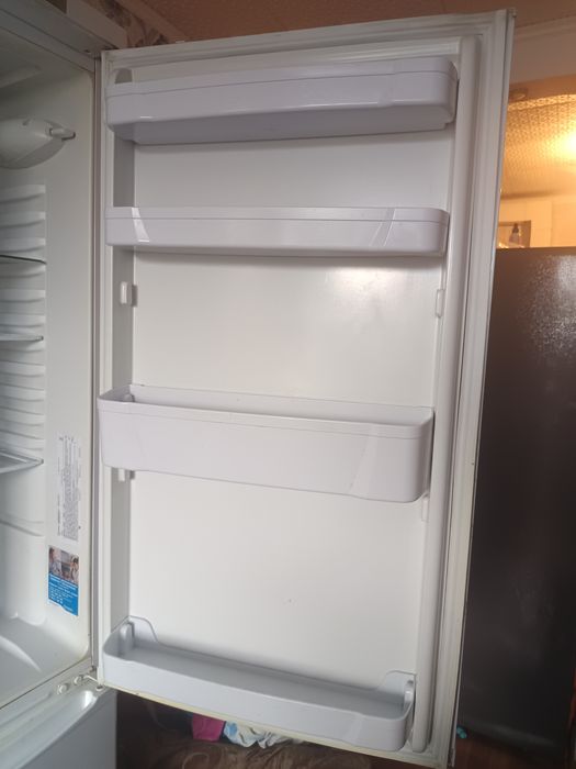 Холодильник INDESIT