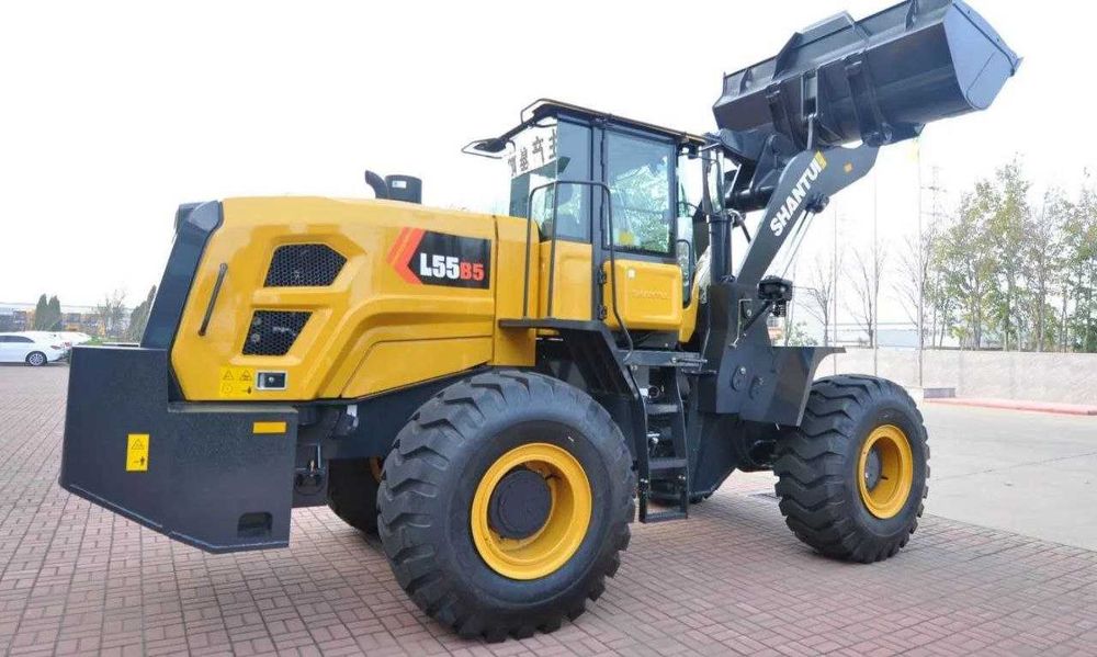 Фронтальный погрузчик 3.2 куба SHANTUI