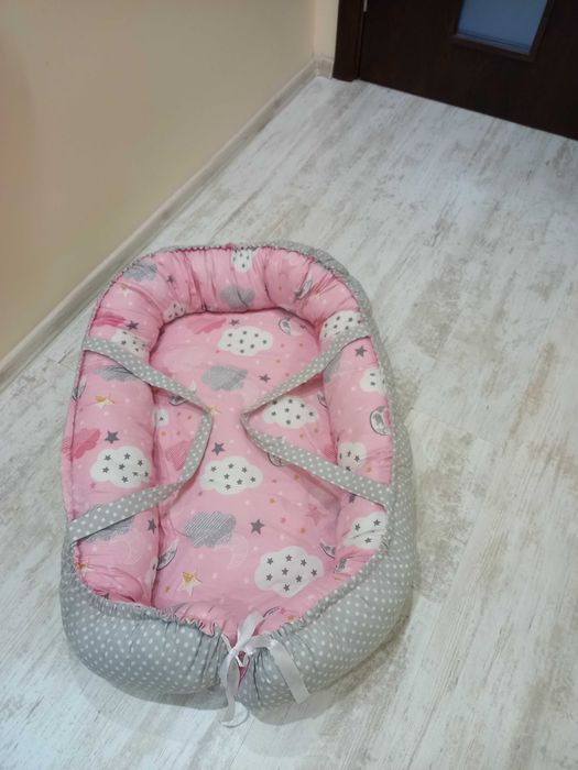 Бебешко гнездо розово със сиво