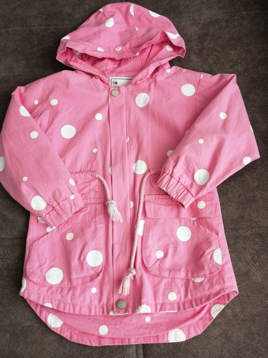 Продам ветровку для девочки