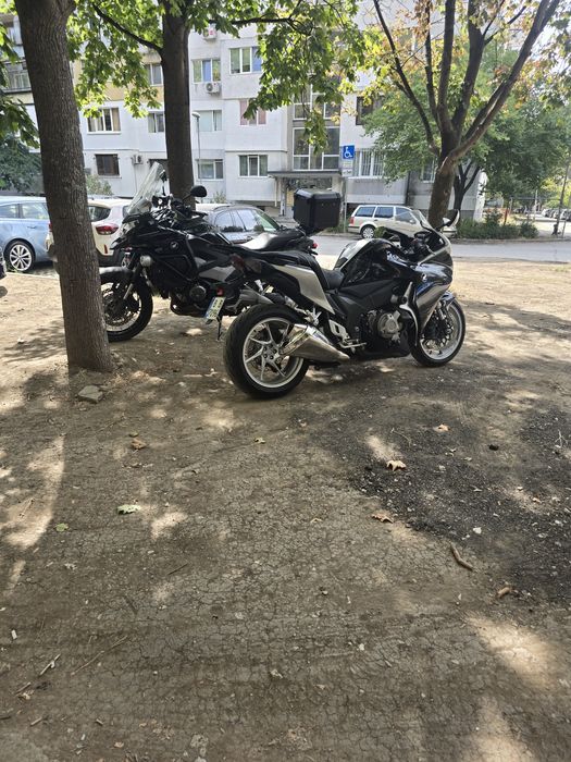 Honda VFR1200F   Avtomat
