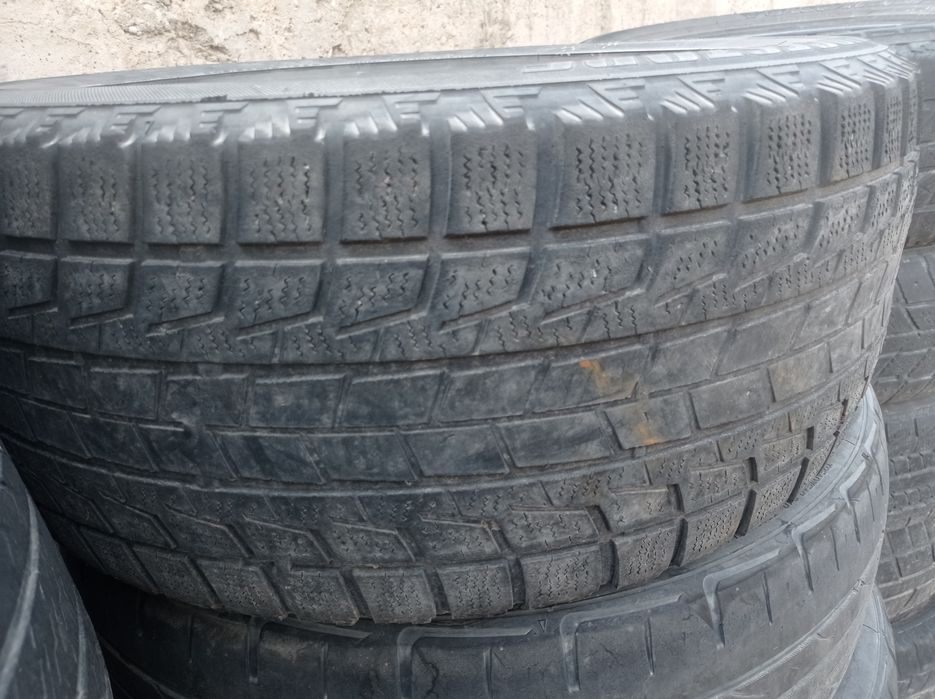 Шины штучные бу.