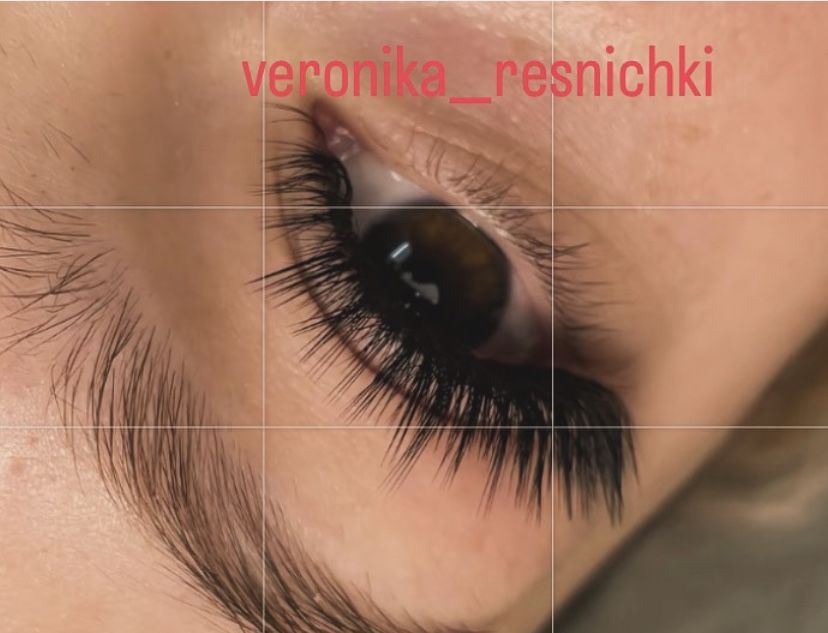 Наращивание ресничек  6000