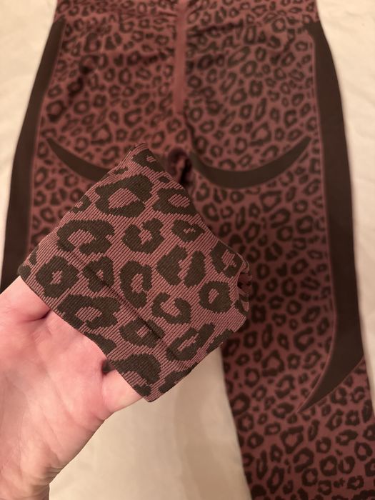 Лосины M размера новые