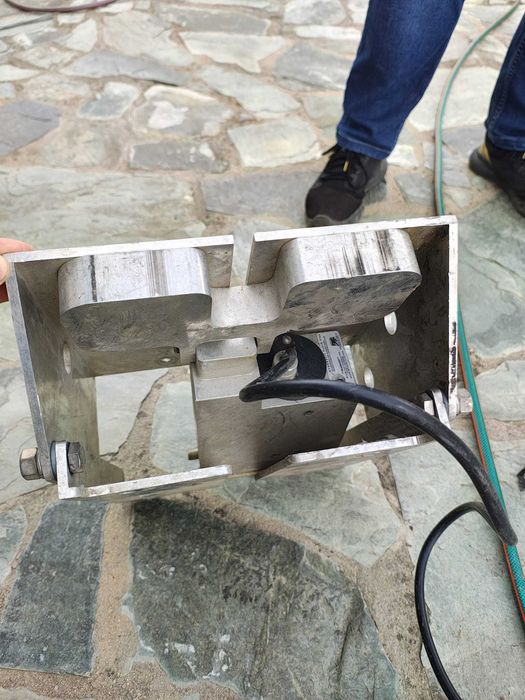 Trim electric,jack plate,model CMC PT 35