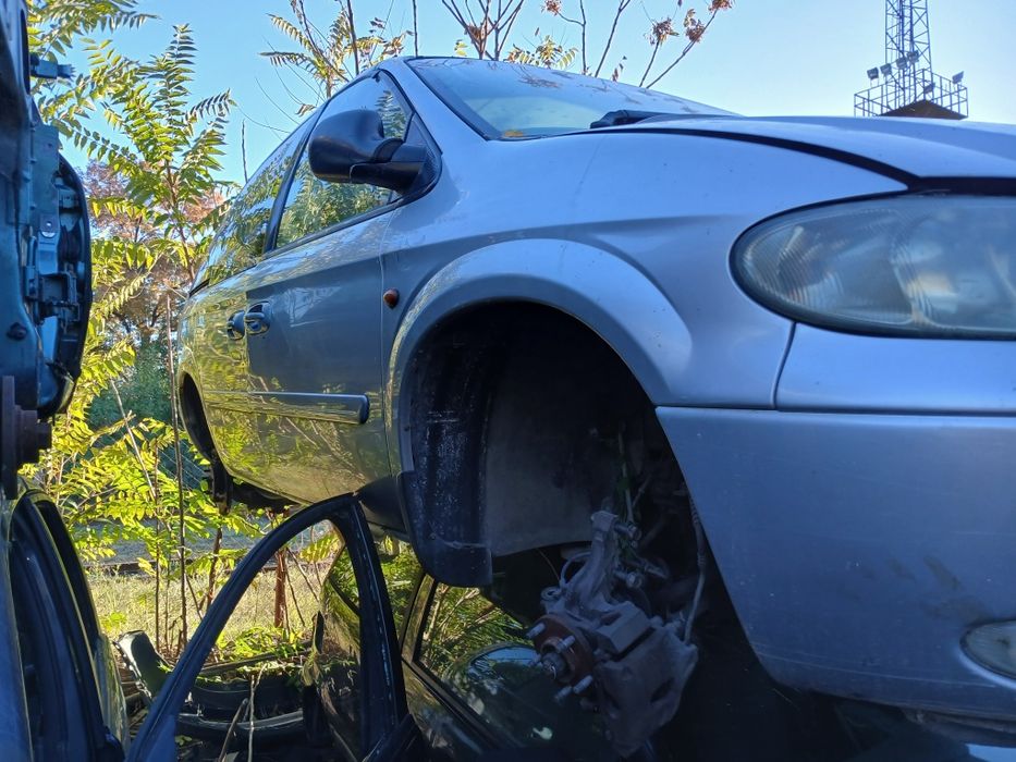 Крайслер войеджър 2.5crd 2005