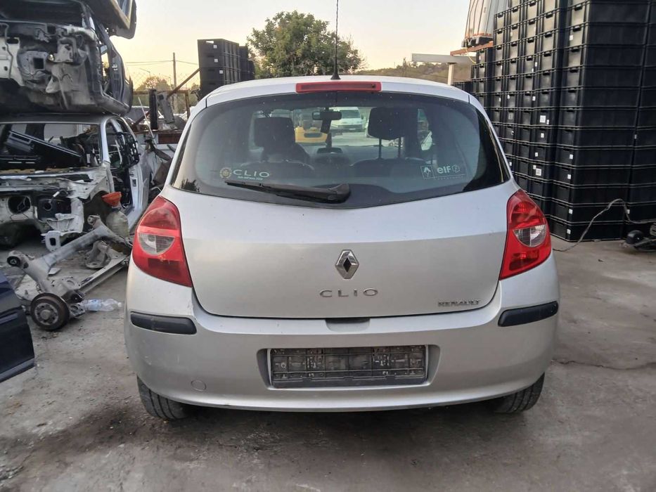 Рено Клио 1.5 dci 2006 г на части