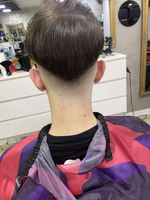 Cauti frizer si nu gasesti contacteaza-ma