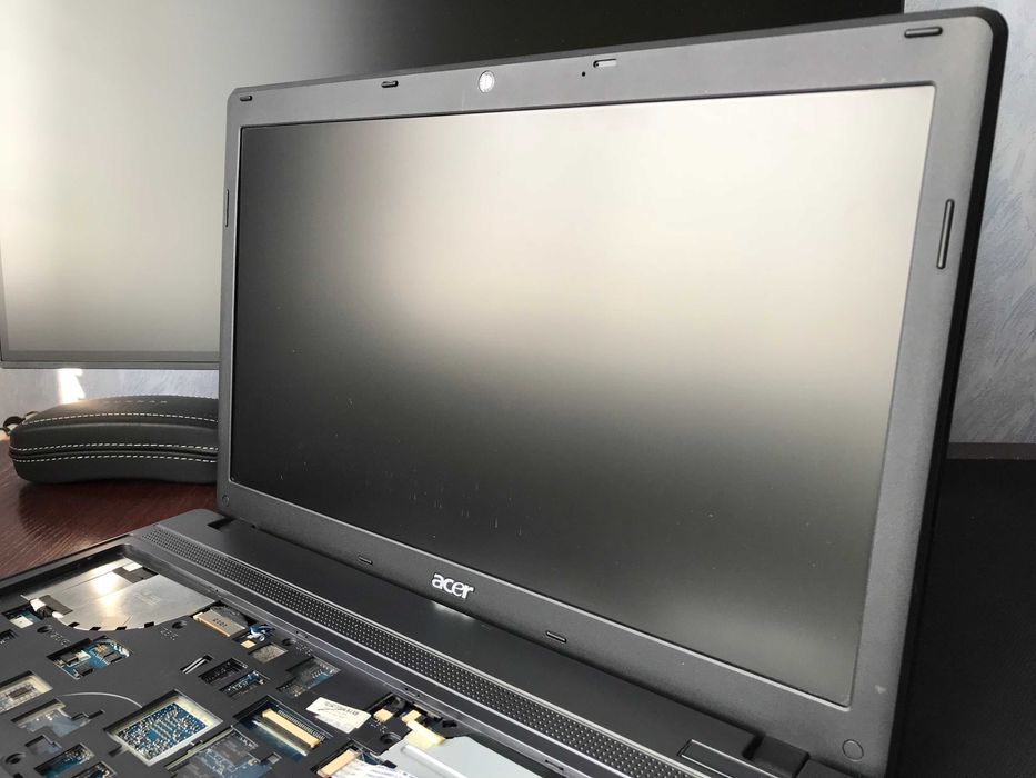 Части за лаптоп Acer TravelMate 5740G