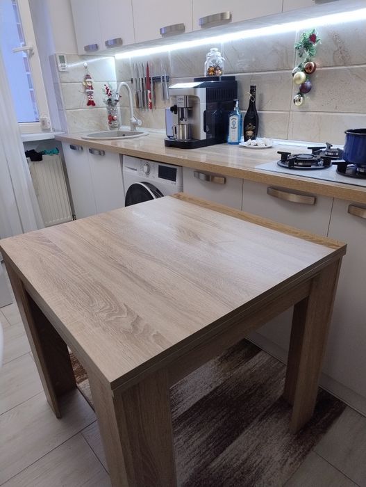 Masă bucătărie extensibila