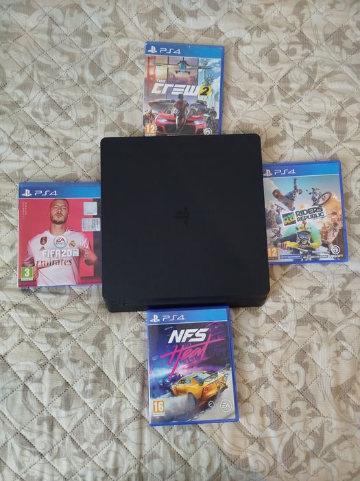 Play station 4slim 500GB