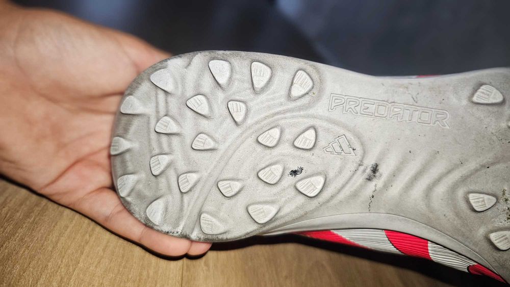 Стоножки Adidas Predator League TF, номер 38,5