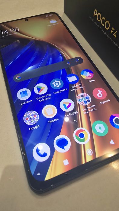 Продавам Poco F4  5G,6/128 GB
