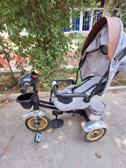 Вело-коляска кўп финкцияли