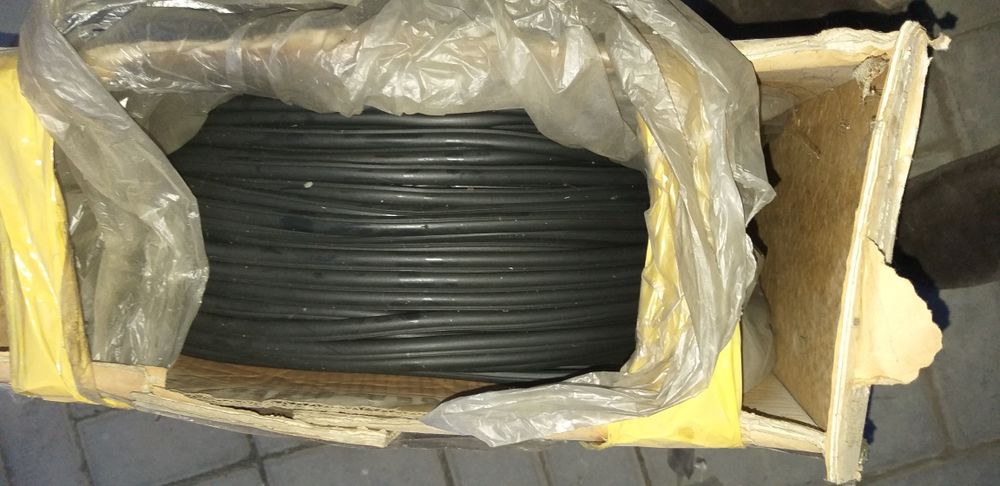 Новый рулон  резины для москитных сеток