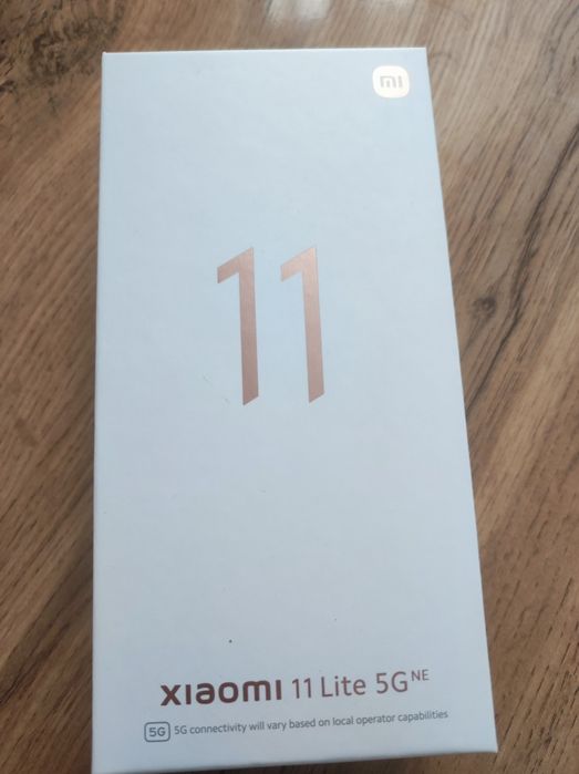 Телефоны сотовые