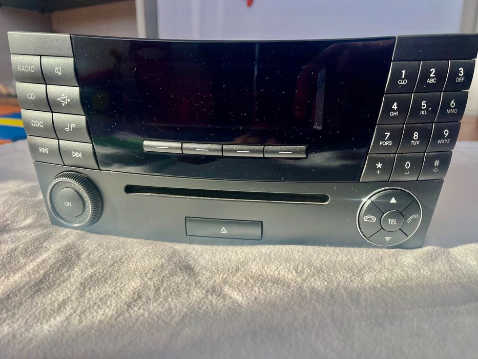 Радио cd mercedes e-class w211 модел mf2321