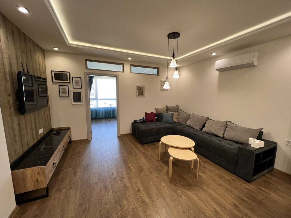 Тристаен апартамент в Тракия