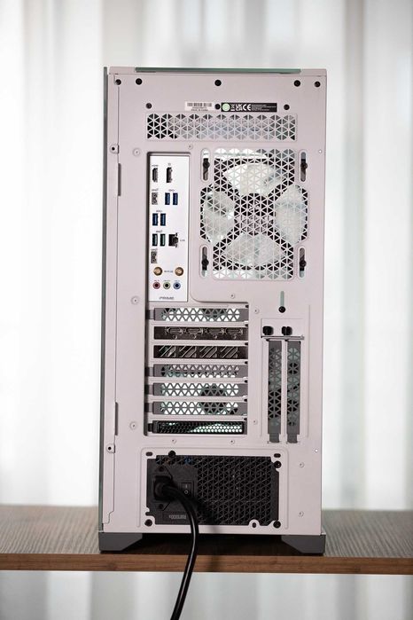 Custom Gaming PC Intel Core i7 13700K • RTX 4070 Ti 12GB • SSD Samsung 980 PRO 2TB • 32GB DDR5 6200Mhz CL36 • ASUS PRIME Z790-A WIFI