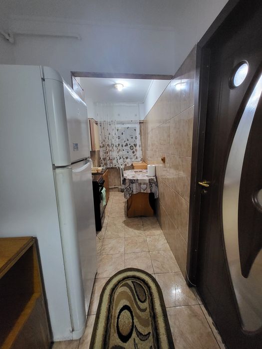 Garsoniera  de închiriat