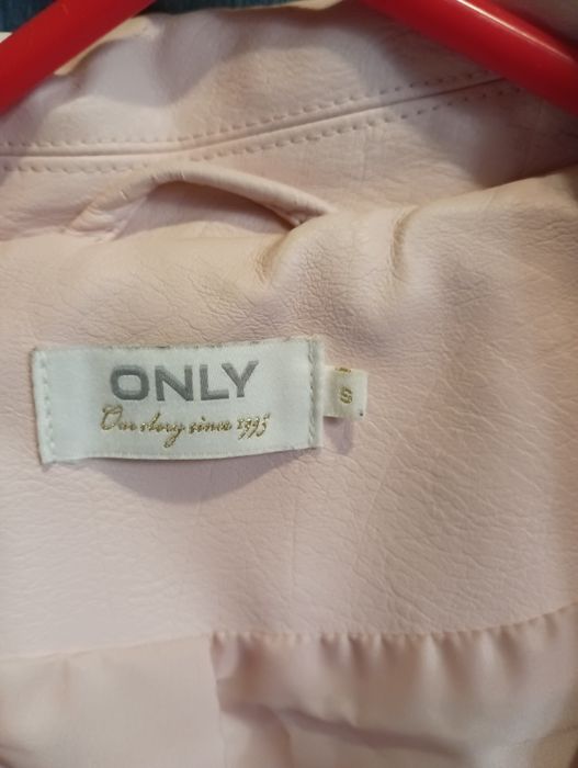 Кожено дамско яке размер S