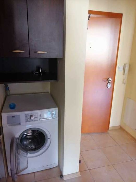 Дава се под наем Двустаен апартамент в София, Дружба 2 - 52 кв.м за 561 € - Снимка #2