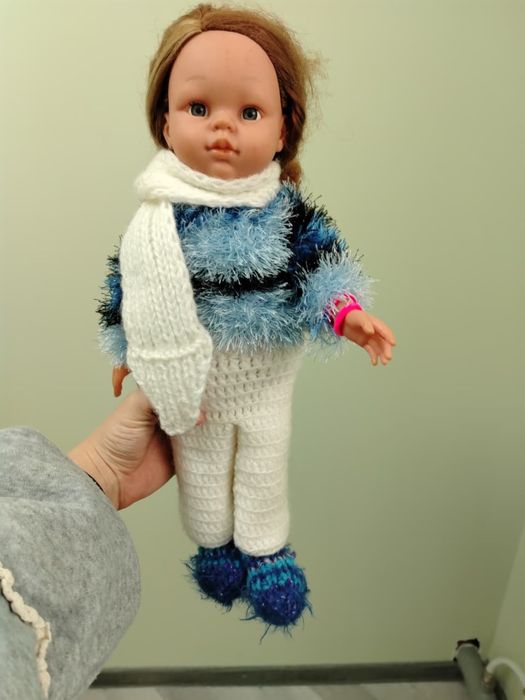 Продам кукол по 2000 срочно