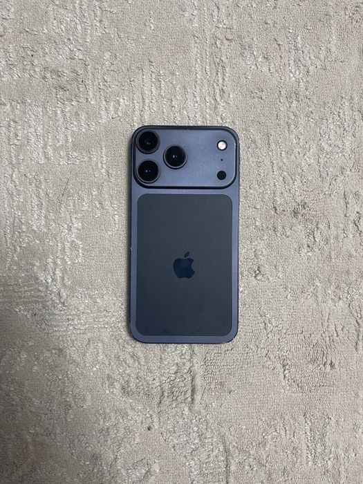 iPhone 11 в корпусе 17 Pro
