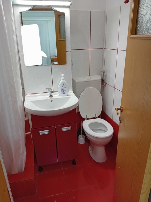 Inchiriez garsoniera, zona centrala