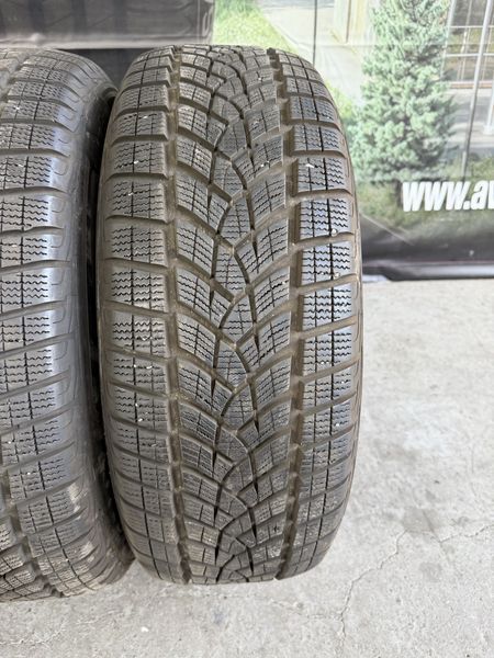 235/60/18 GOODYEAR 4бр