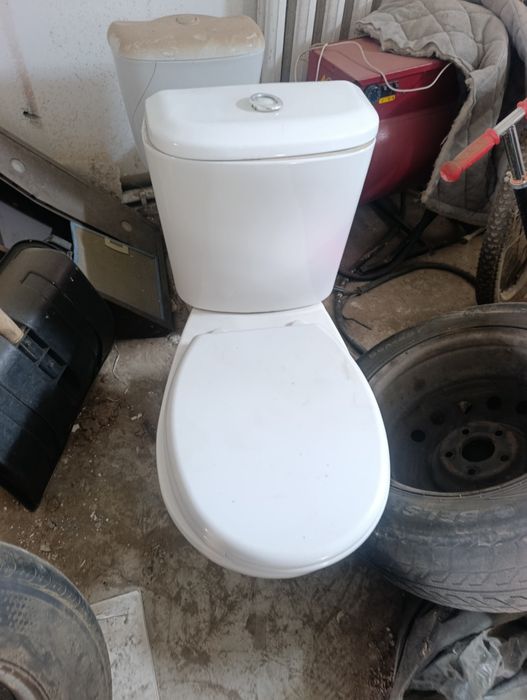 Продам ванну и унитаз