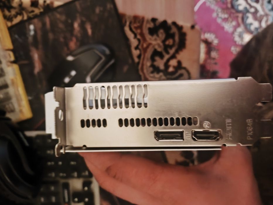 Продам видеокарту amd rx 580